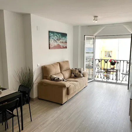 Apartment Moderno Piso De 3 En La Playa De Malaga